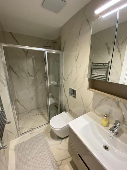 Diamond Of Skopje - Limak, New, Cozy, Modern Central Flat 외부 사진